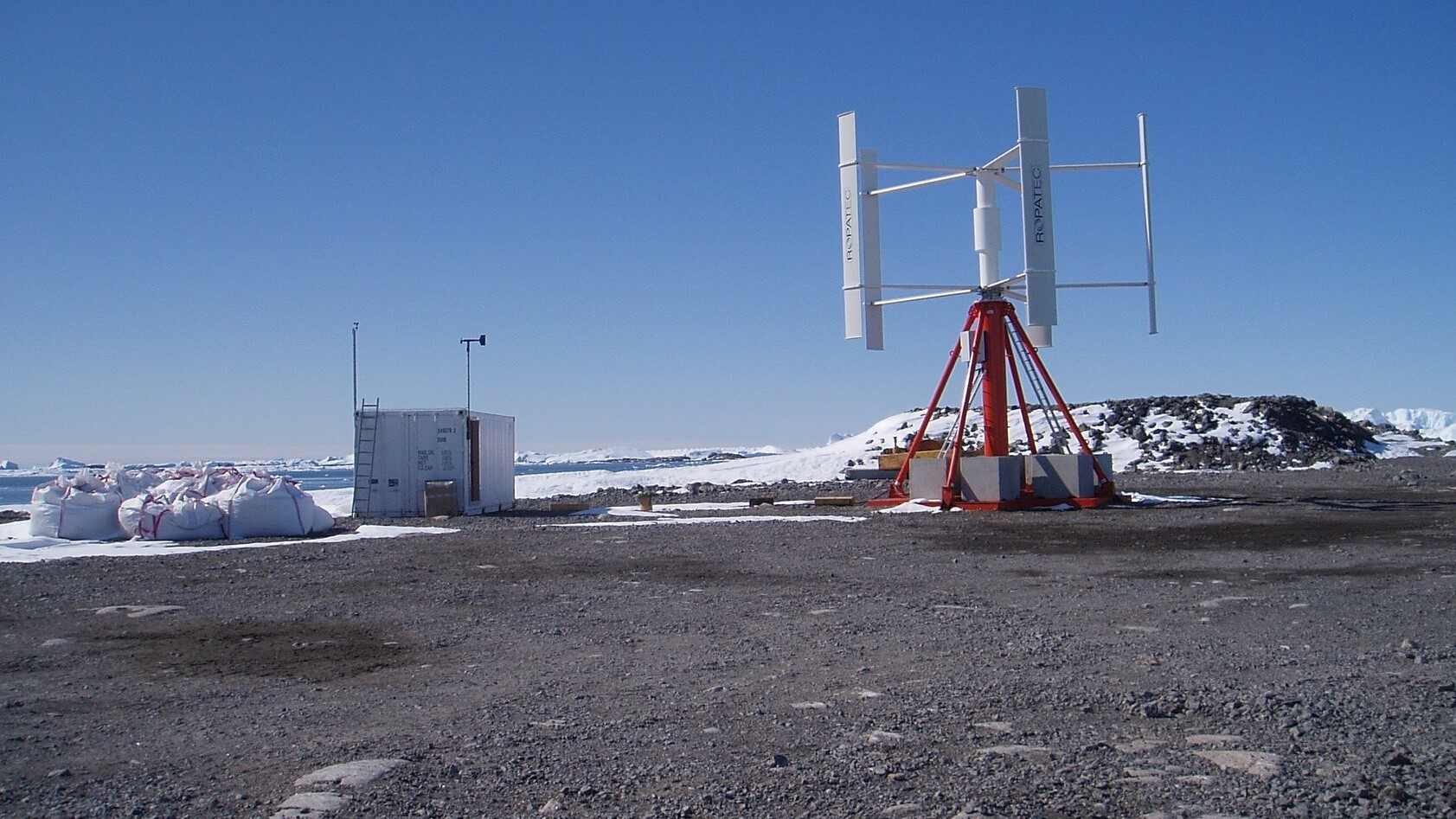 Mission à la base Dumont d'Urville, Antarctique